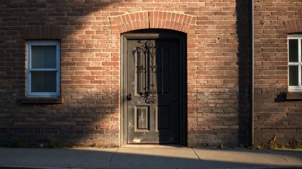 7 astuces pour améliorer l'isolation de votre porte d'entrée