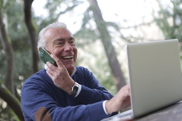 Les meilleurs sites de rencontre pour seniors : un guide pratique